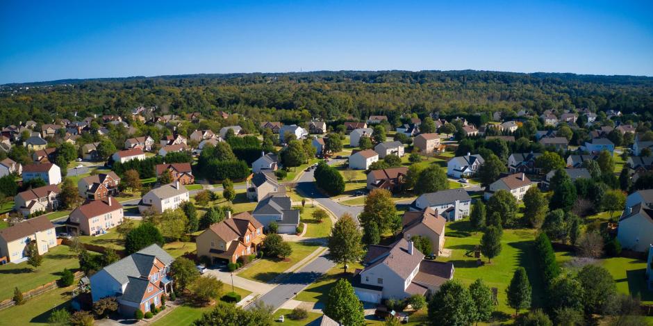 neighborhood in atlanta georgia suburbs